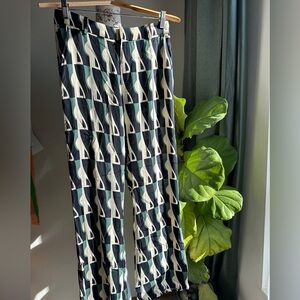 ZARA Printed Straight-Leg Pants – Size XS